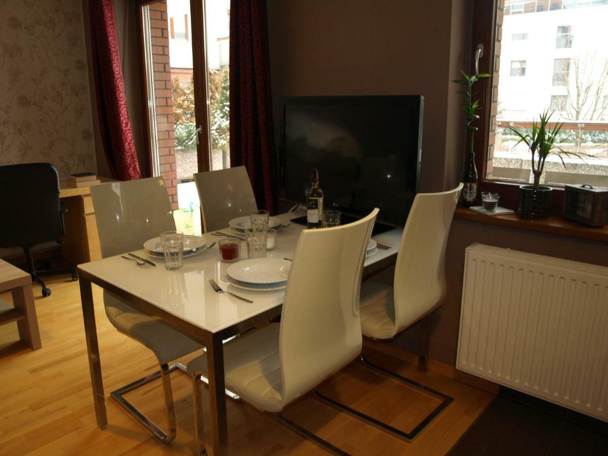 Apartament Przy Parku Βρότσλαβ Εξωτερικό φωτογραφία