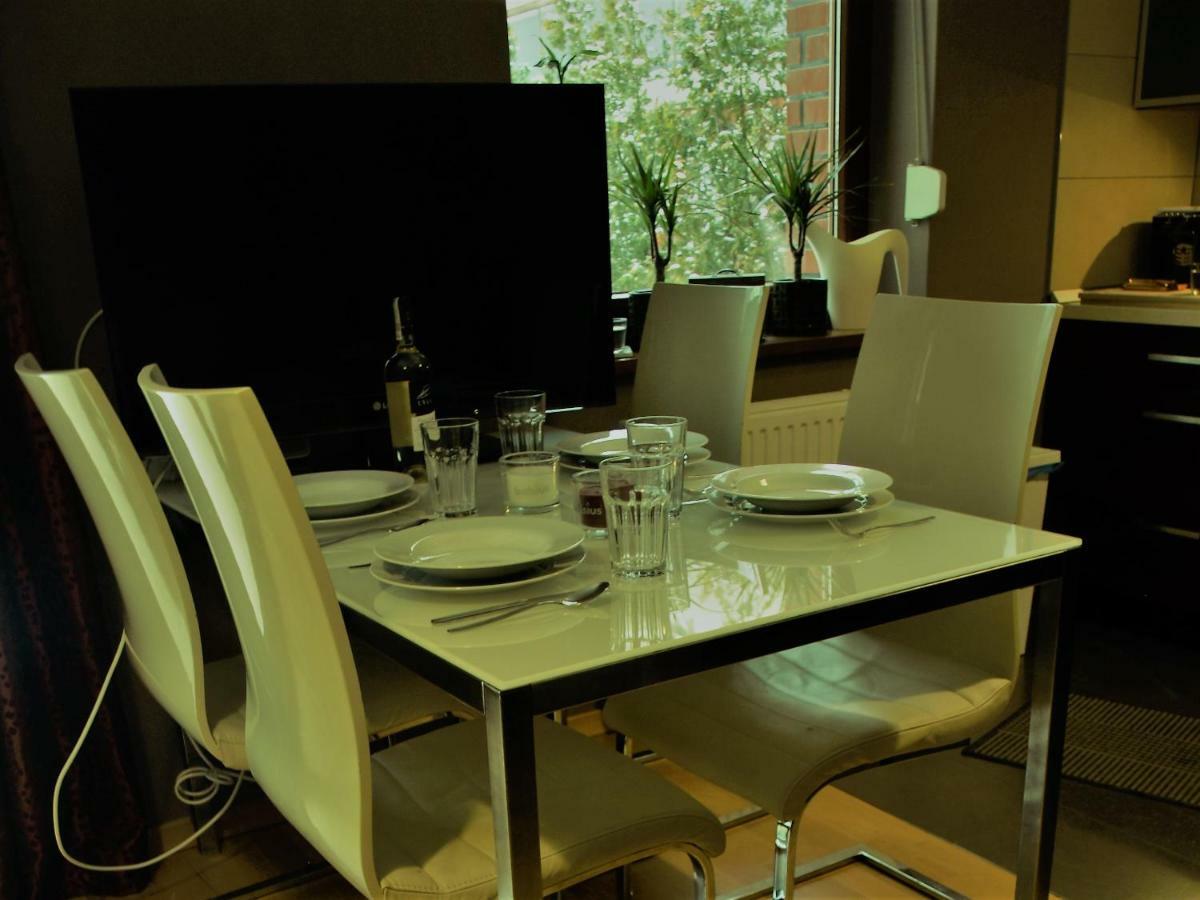 Apartament Przy Parku Βρότσλαβ Εξωτερικό φωτογραφία