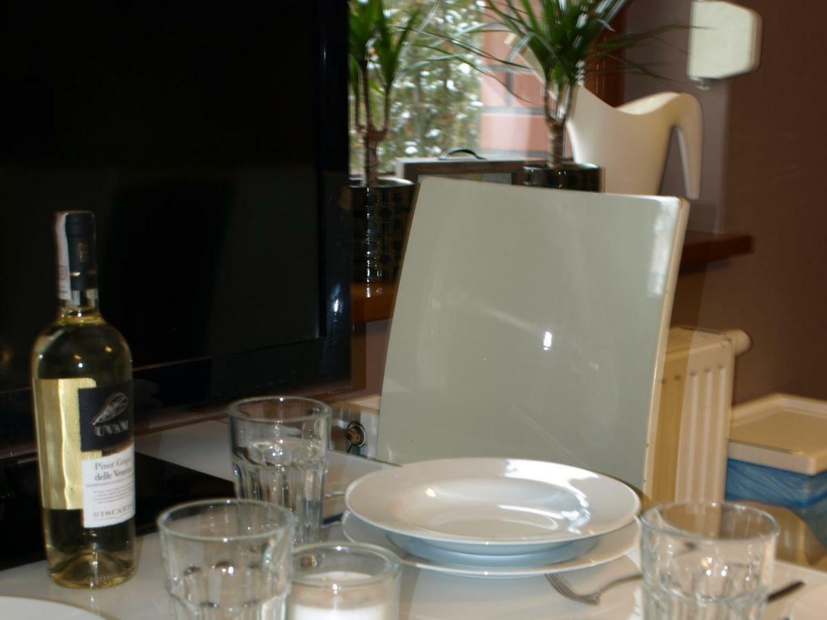 Apartament Przy Parku Βρότσλαβ Εξωτερικό φωτογραφία